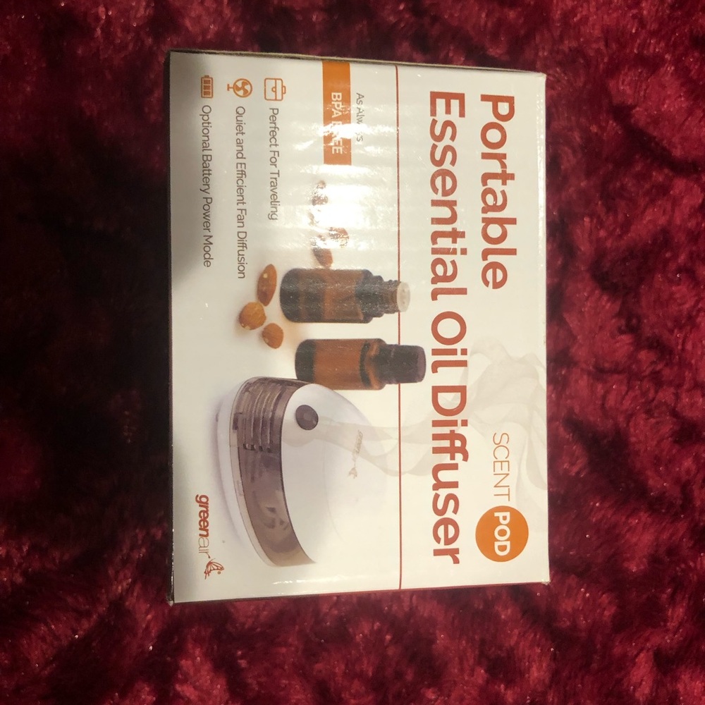 Scent Pod portable essential oil diffuser